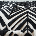 フロアピロー スクエア Thalia Black × Bold Stripe